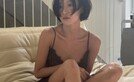 화사 또 란제리… 파격 노출보다 자연스러움