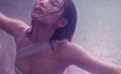 제니, 흠뻑 젖은 채…몽환적 비주얼