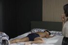 사위가 속옷만 입은 남자와 한 침대에? ‘충격’  (탐비)