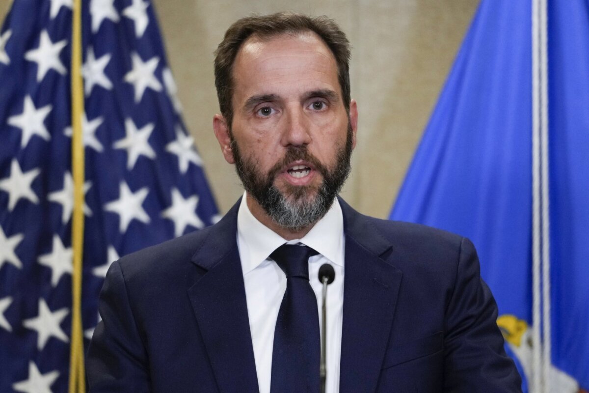 Trump attacks Jack Smith during South Korea-U.S. summit