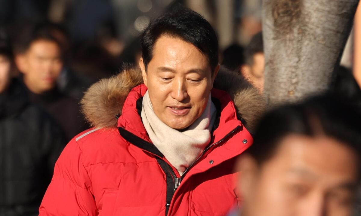 Seoul mayor faces indictment over alleged election polls
