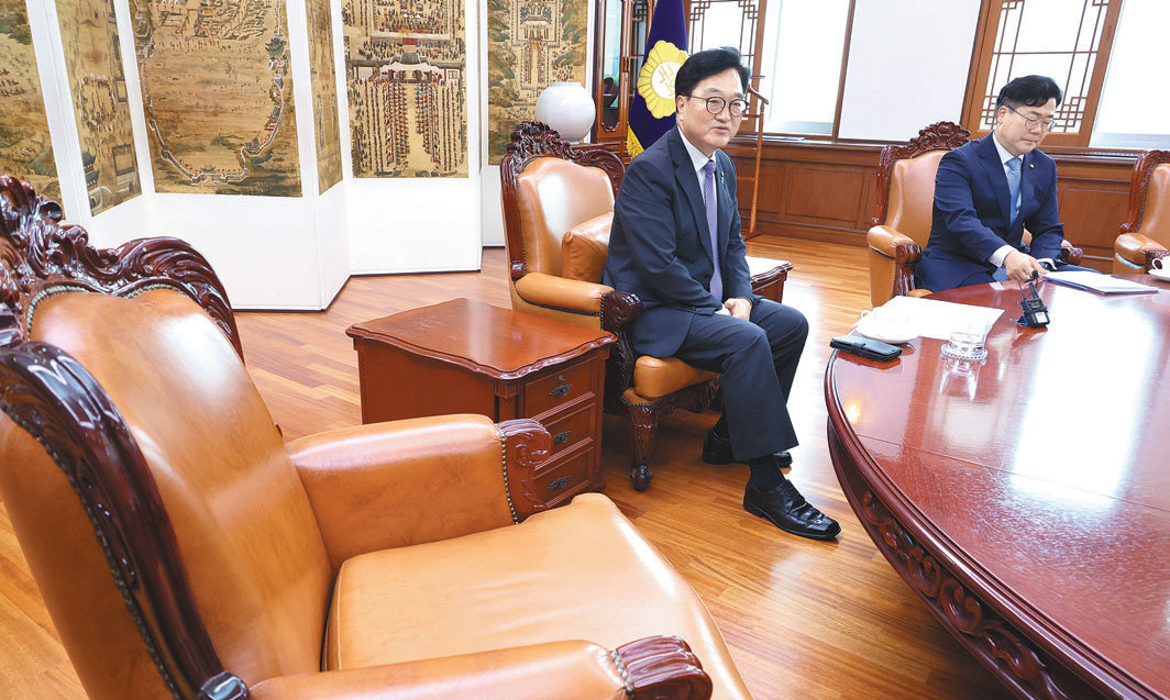 22대 국회 ‘반쪽 출발’… 사상 첫 野 단독 개원 - 동아일보