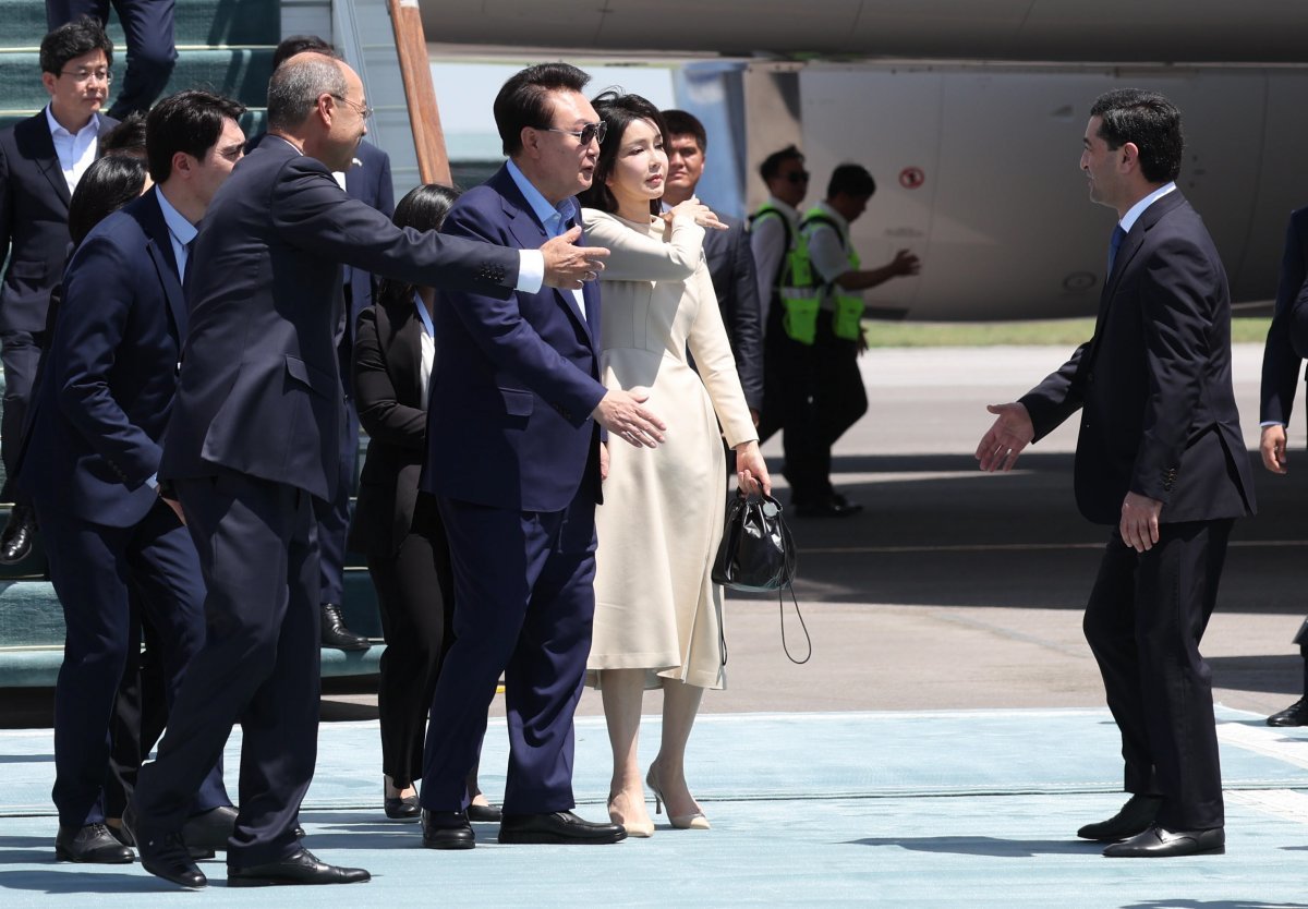 Yun visits Samarkand, ‘the guts of the Silk Highway’… Information for the Uzbek president